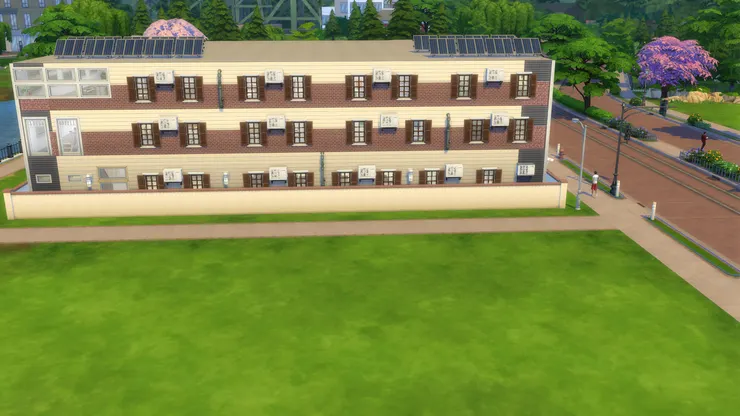 我已經申請了不准在這塊空地做大型建築工程，以免吵著學生上課。