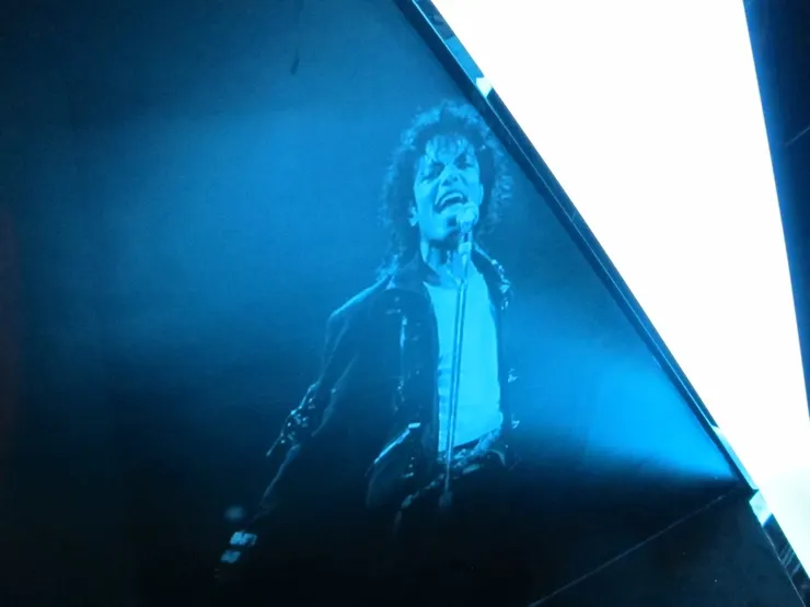 《Bad》tour的MJ真是年輕又有型！