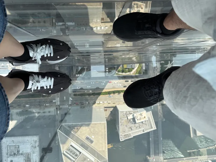 最後排隊在外推的玻璃區限時拍照