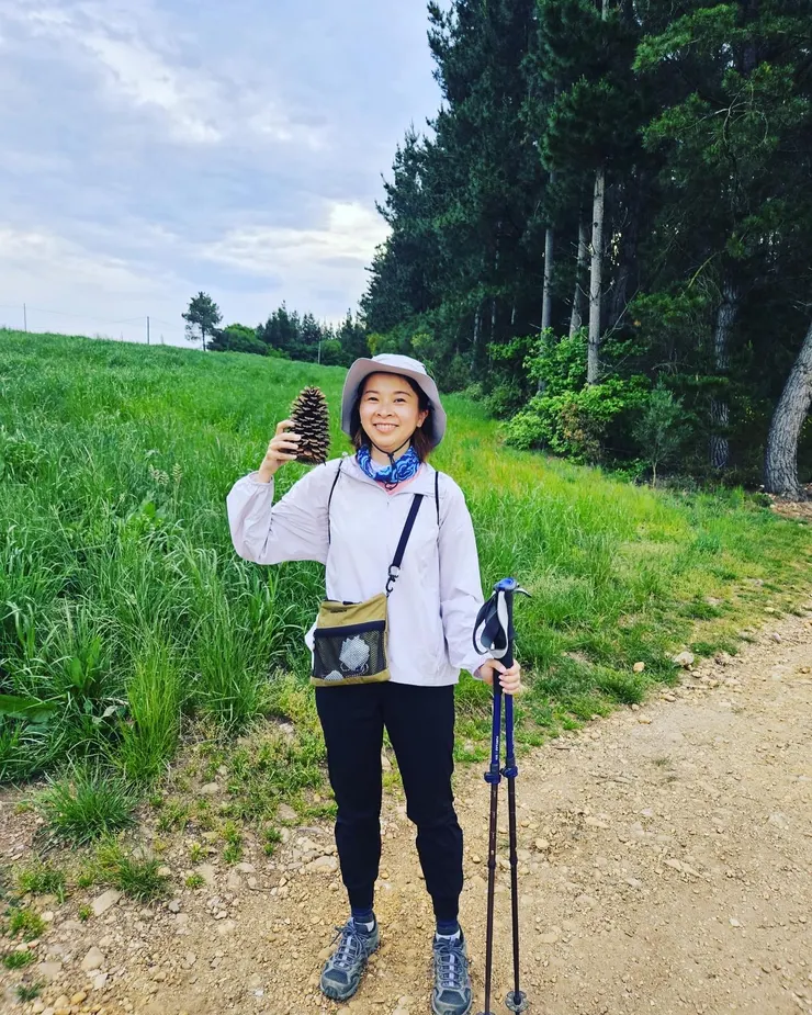 圖二：跟我臉一樣大的松果