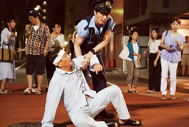 黑田啟介，日本史上最低民望的首相（數字比宮九大的韋馱天收視更低（喂）），一次意外失憶卻讓他陷入危機，但危機中總是見轉機。