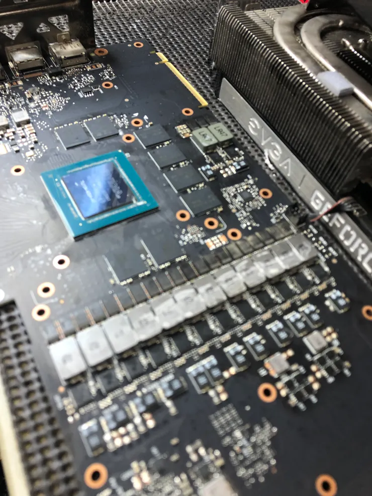 清除GPU表面的殘餘導熱膏