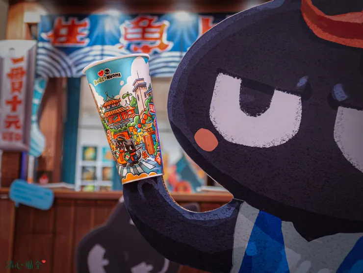 圖說：致敬清心福全發源地的「台灣台南款」，府城百年魅力與古蹟風情是重要靈感來源，小小紙杯如同一場文化旅程。（資料來源：清心福全）