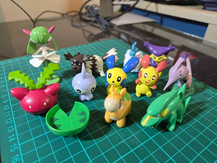 在O店抽獎收集的寶可夢小玩偶，做工都不太好