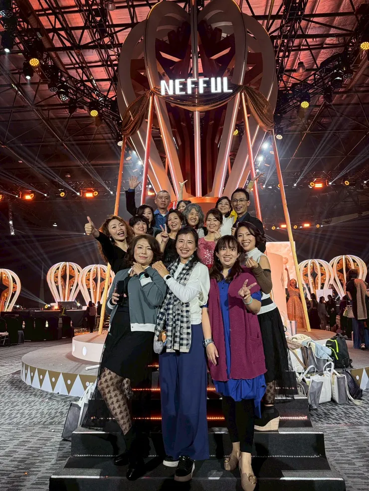 好豐盛家族此次同遊「妮芙露53週年暨馬來西亞20周年慶活動」合照