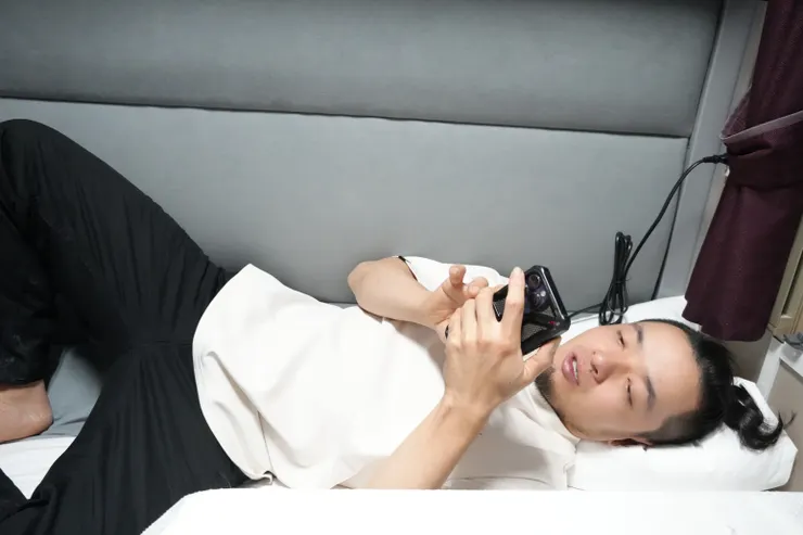 暖氣很強，可以穿短袖不是問題