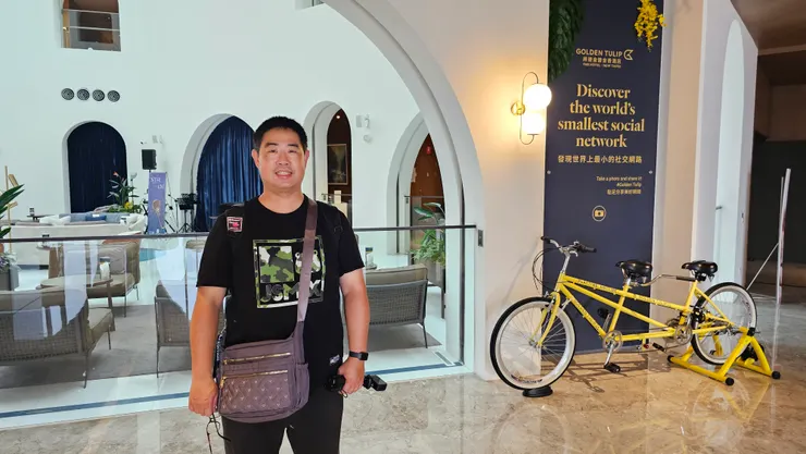 淡水將捷金鬱金香酒店大廳的協力車!以前來淡水騎協力車就是最棒的玩法!