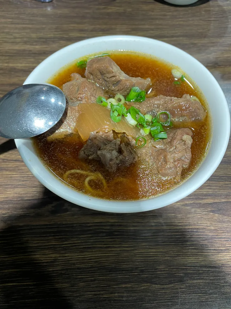 在師大夜市附近的牛肉麵店