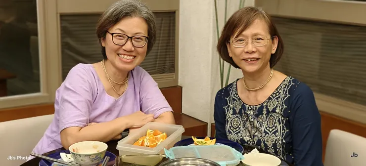 親友慕名來訪導覽接待頗自得！2023/3/20，妻來自香港的神姊妹，是個大醫生。