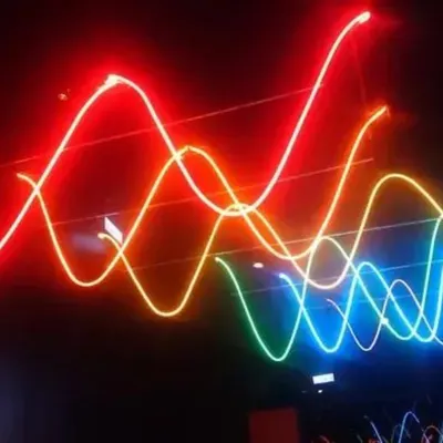 教育革命軍的沙龍