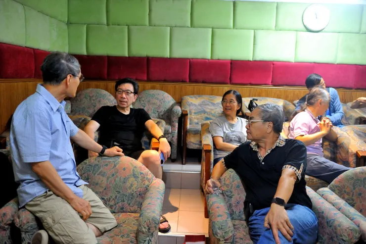 【没唱歌的聊天】