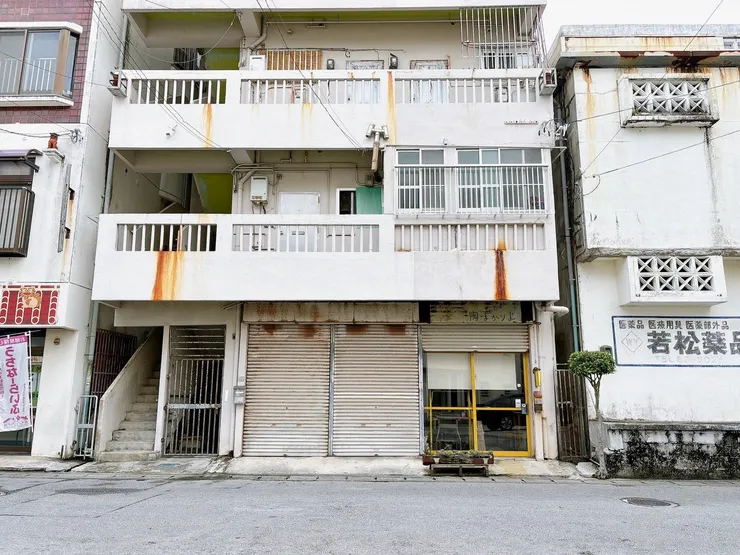 撲空的陶よかりよ。（圖片來源：辰心）