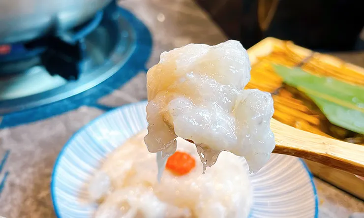 桃園青埔美食【怎麻辣頂級鴛鴦火鍋】麻辣鍋推薦