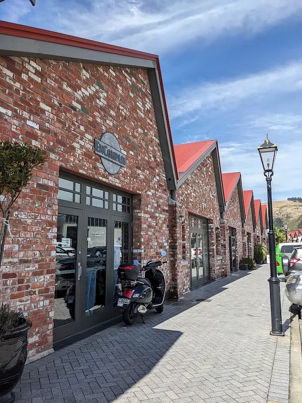 The&nbsp;Tannery戶外區