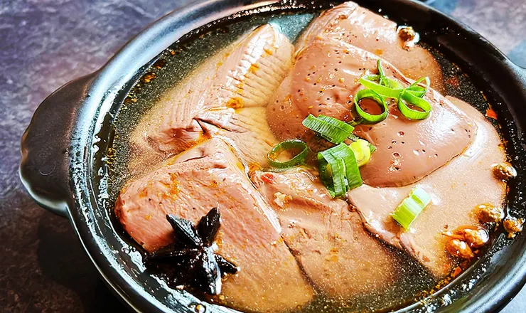 桃園青埔美食【怎麻辣頂級鴛鴦火鍋】麻辣鍋推薦