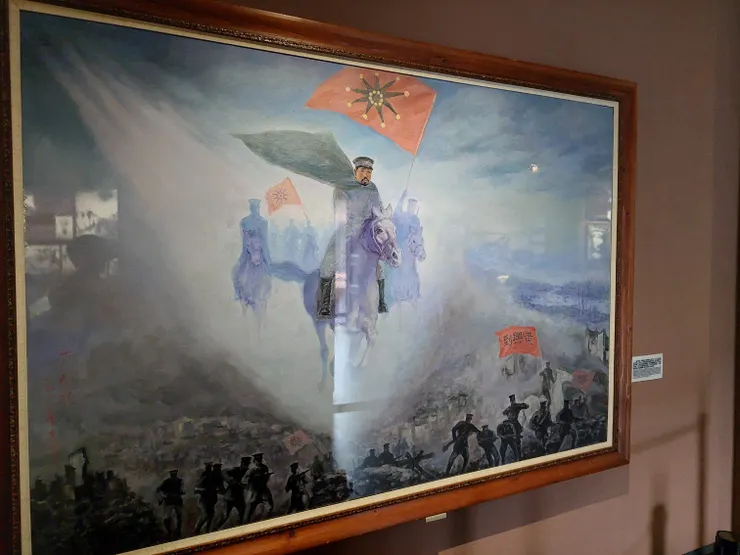 這是放在辛亥革命博物館內的一幅名為「黃興到」的作品。