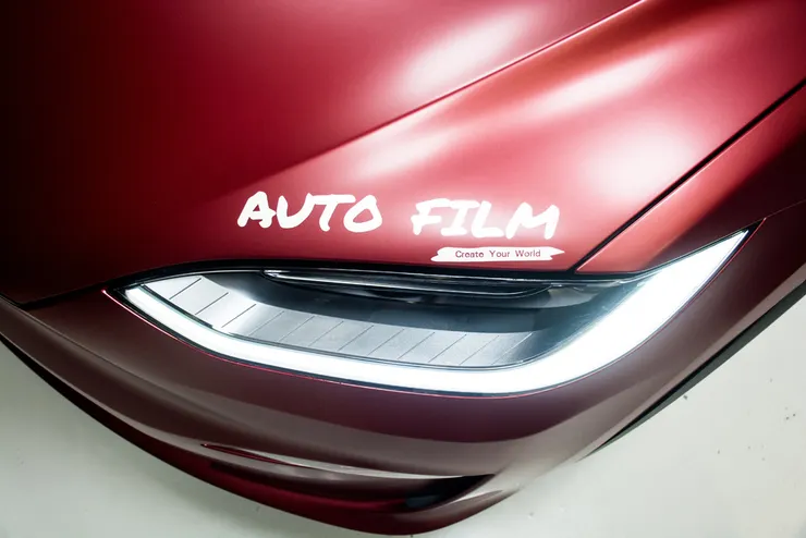 台南奧圖菲汽車包膜推薦|高評價實力店!車體貼膜手路細膩|犀牛