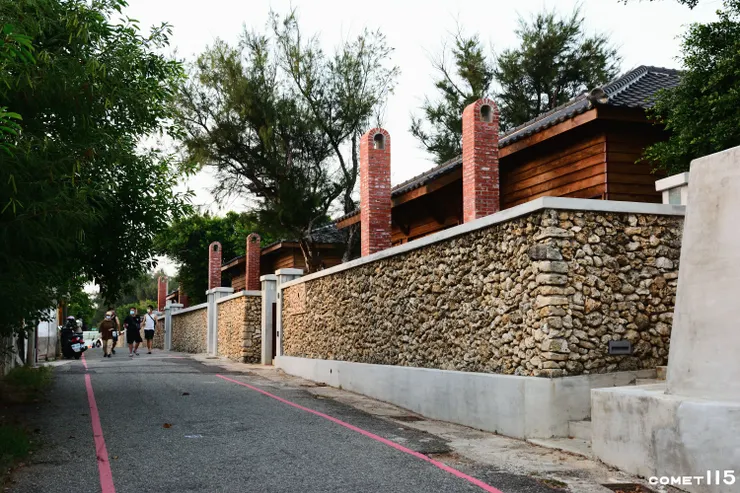 位於媽宮城西南角的篤行十村是日本時代就存在的軍眷社區，只是住民從日本人變成了外省人