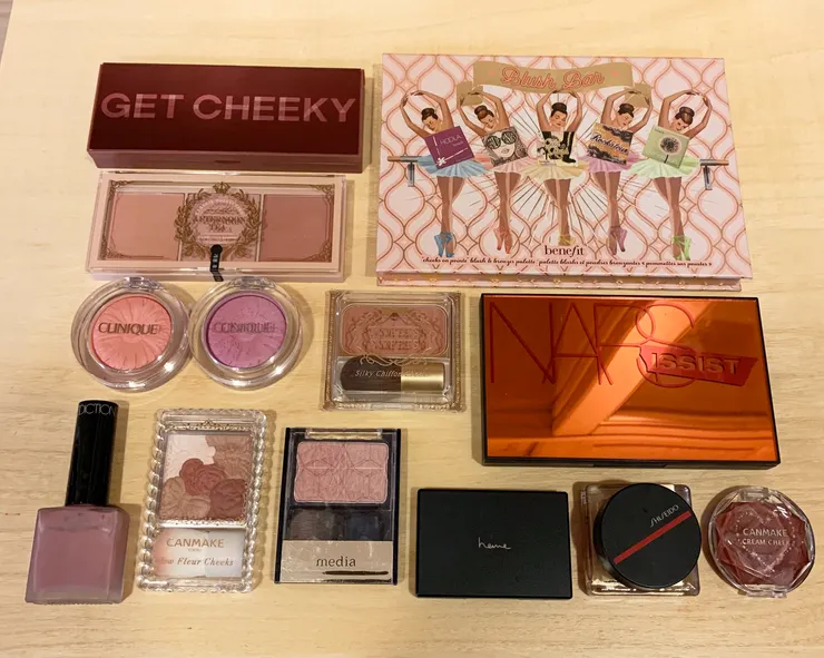 極簡後的腮紅成果