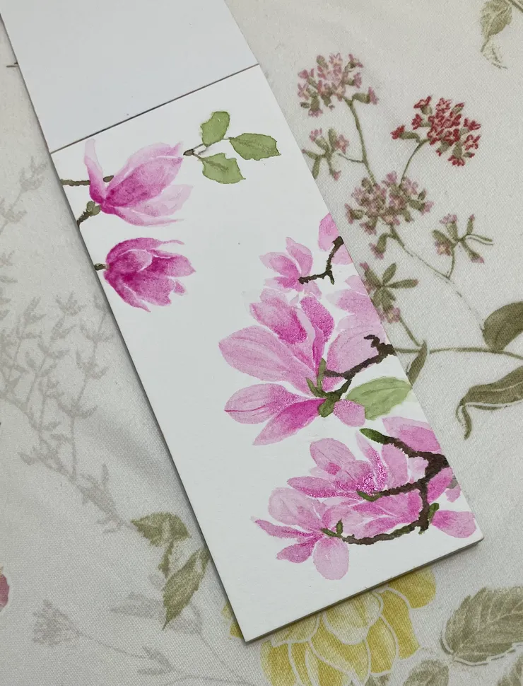 辛夷，又名木蘭、紫玉蘭。