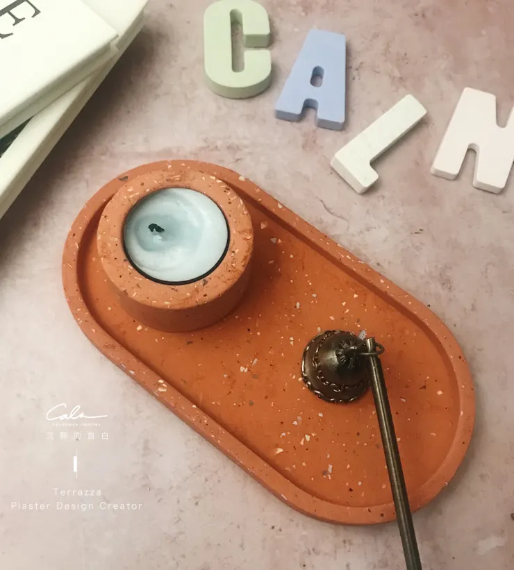 上完課後，買了很多不同類型的模具來練習