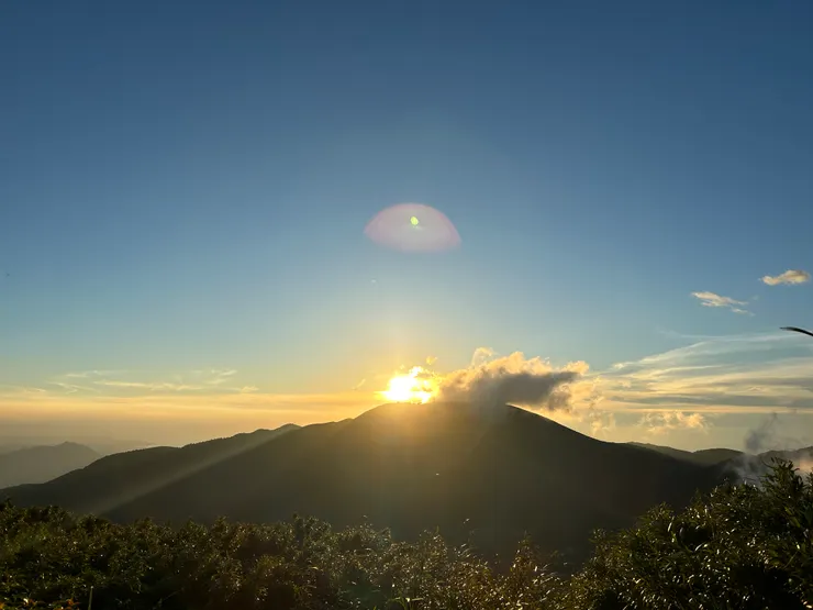 下山途中的夕陽。