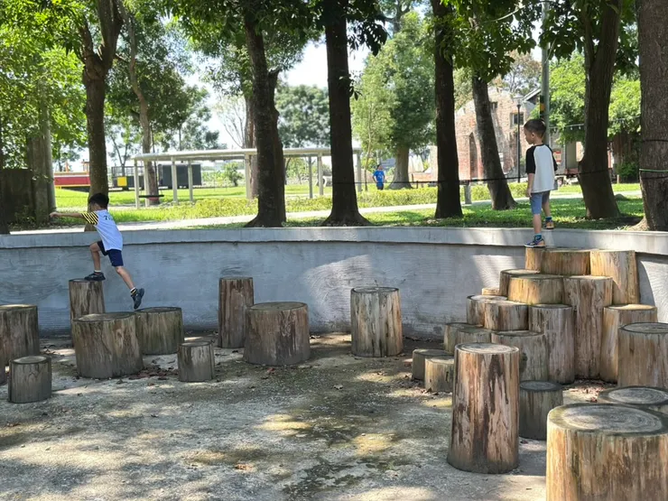 之前的蓄水池，現在拿來作為兒童遊戲區