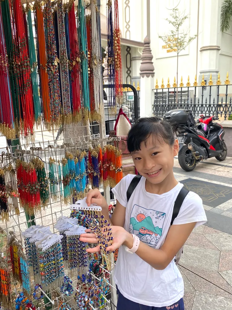▲ 小女生對這些珠串竟然滿心喜愛