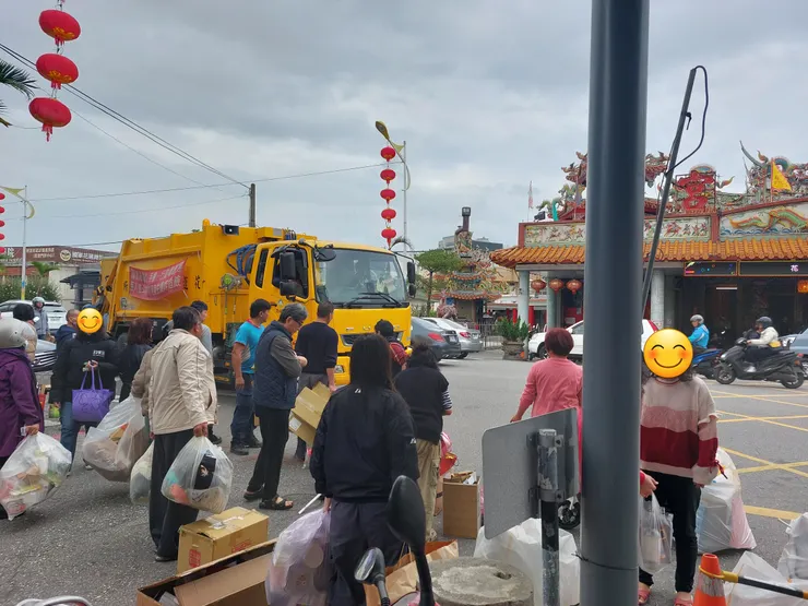 垃圾車來了 / 資料來源:我自己