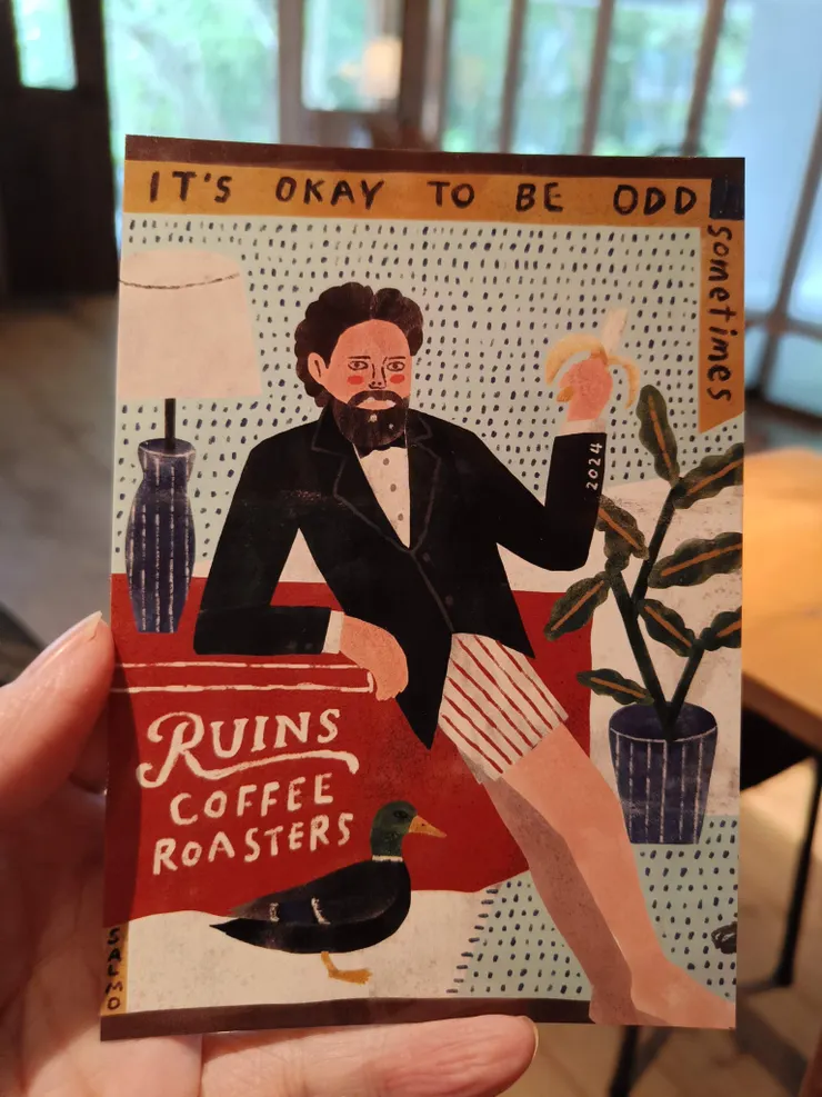 明信片上的那句英話，我翻成 -- "有時"做自己也無妨