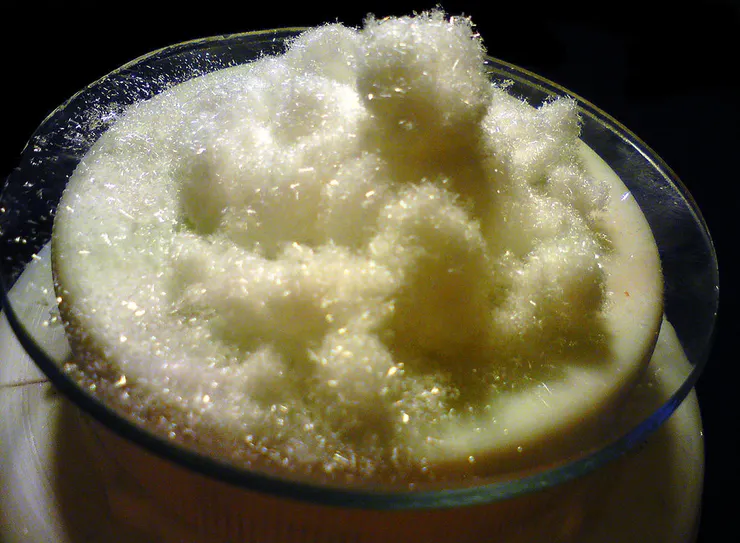 水楊酸。By Adam001d - Own work, CC BY 3.0