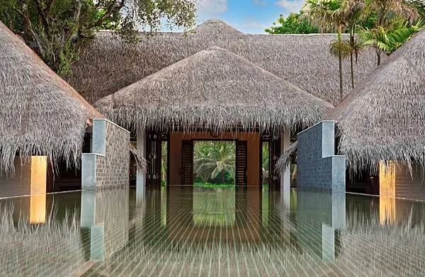 馬爾地夫自由行分享 有會說中文的員工 喜來登滿月島渡假村 M