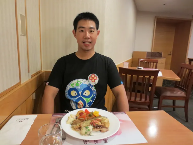 兄弟大飯店薔薇廳的吃到飽美食簡直就是物超所值代名詞!台北飯店業最後的良心!