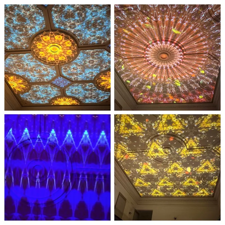 大廳天花板定時播放光雕秀