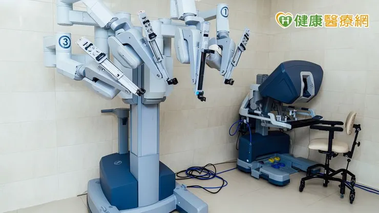 臨床經驗顯示達文西微創手術相較傳統手術常見的差異包含傷口較小、術後恢復時間可能縮短。