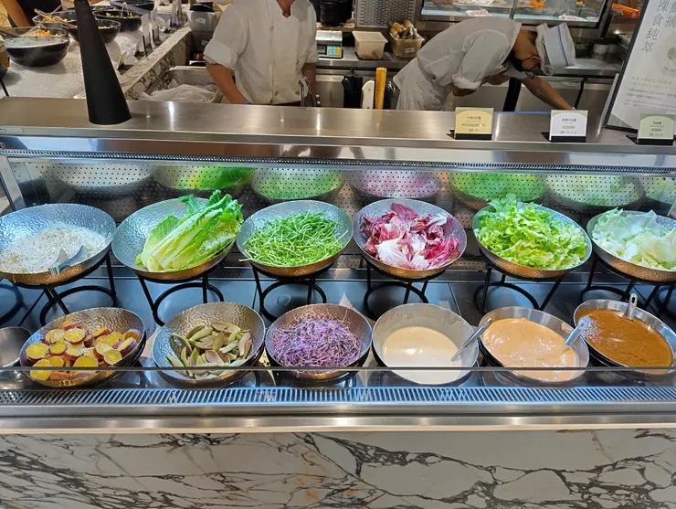 生菜沙拉有好多種類可以搭配