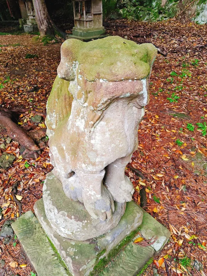 伊根八坂神社 狛犬