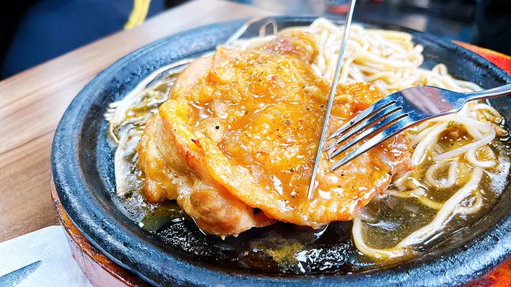 桃園吃到飽推薦│饗厚牛排桃園店:百元預算爽吃百道料理自助吧!