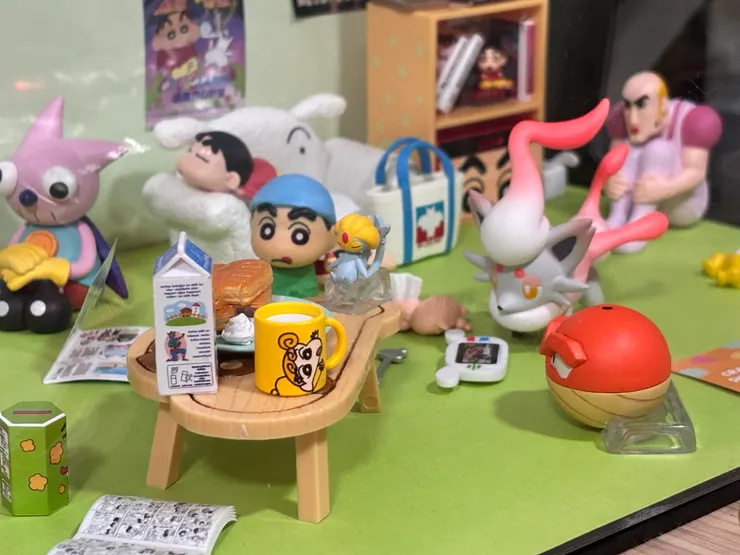 被迫借住在小新家的三小隻們