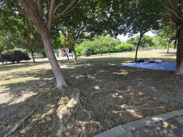 機器擺攤中 stand by