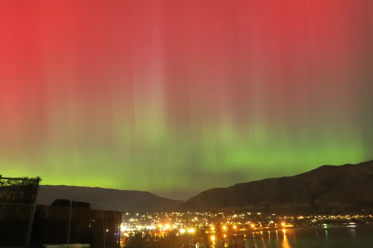 ISO=3200 光圈孔徑f/5.6 曝光時間=8秒