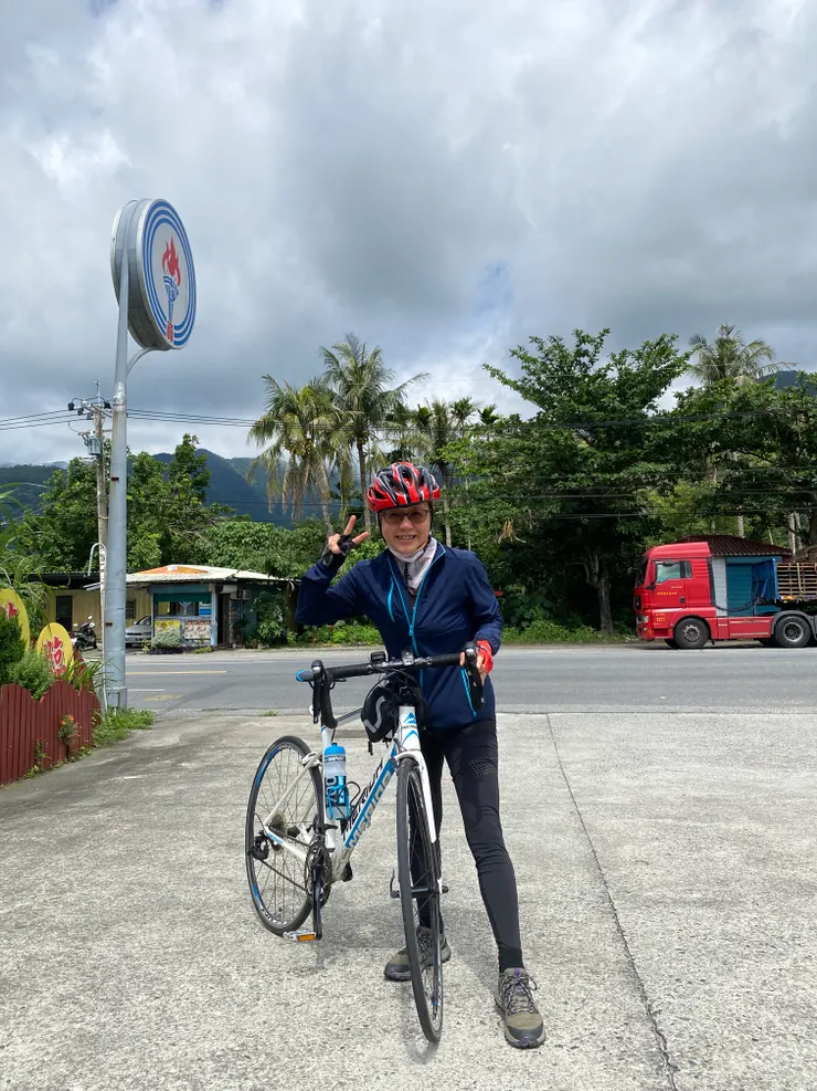 蘋果車隊的公路車，借來拍照過癮
