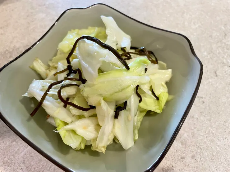 鹽昆布拌高麗菜