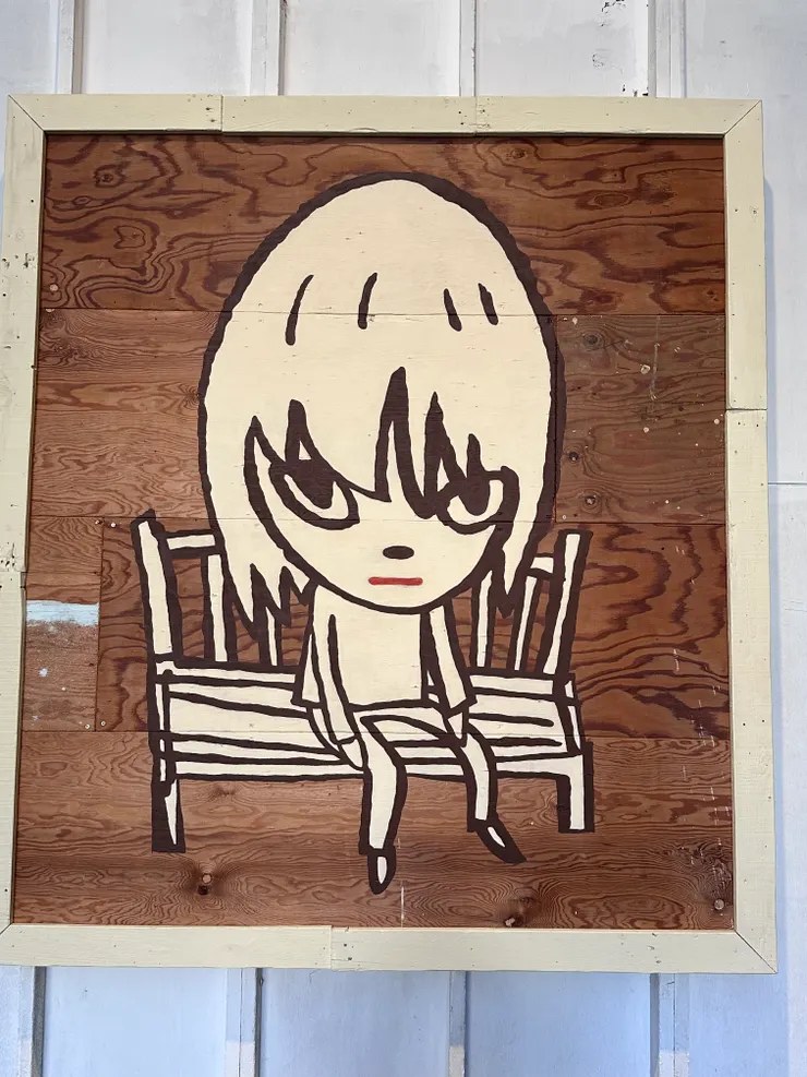 很喜歡這一張——「坐在憂傷的椅子上」