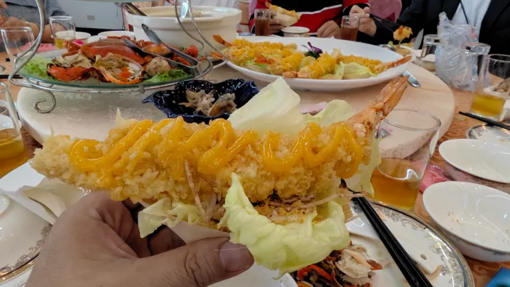炸蝦下去就真的飽了