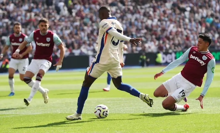 積遜首開紀錄助車路士領先1:0