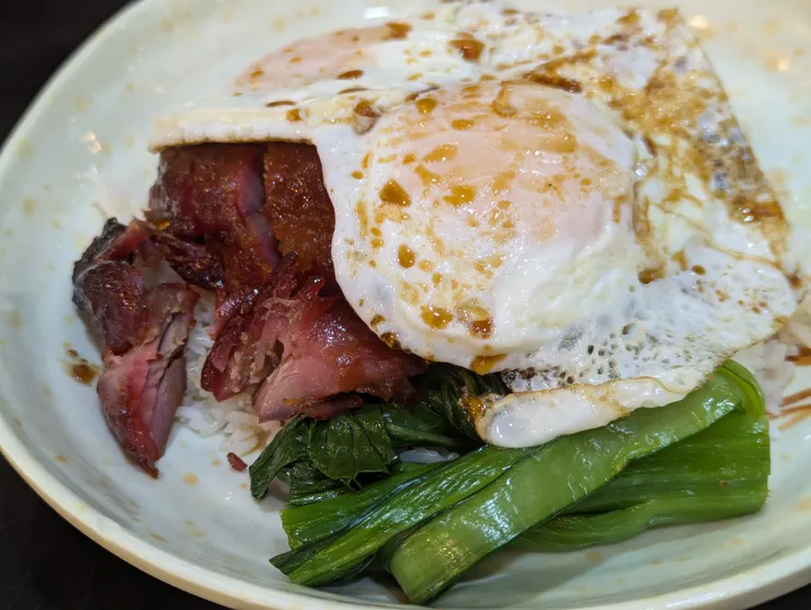令人黯然銷魂的叉燒煎蛋飯