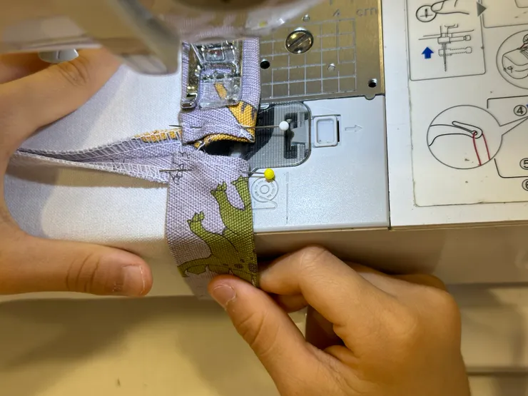 大頭針的使用在縫紉過程是必需品。