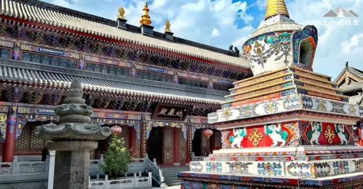 五台山菩薩頂——藏傳佛教的瑰寶。