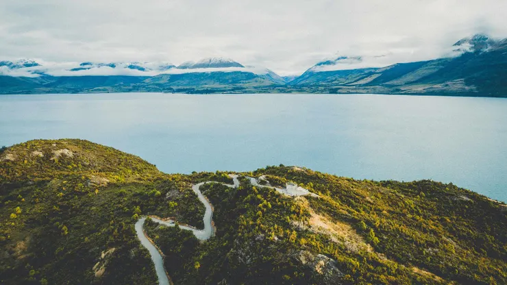 On the road from Queenstown to Glenorchy Wharf & Viewpoint, New Zealand.